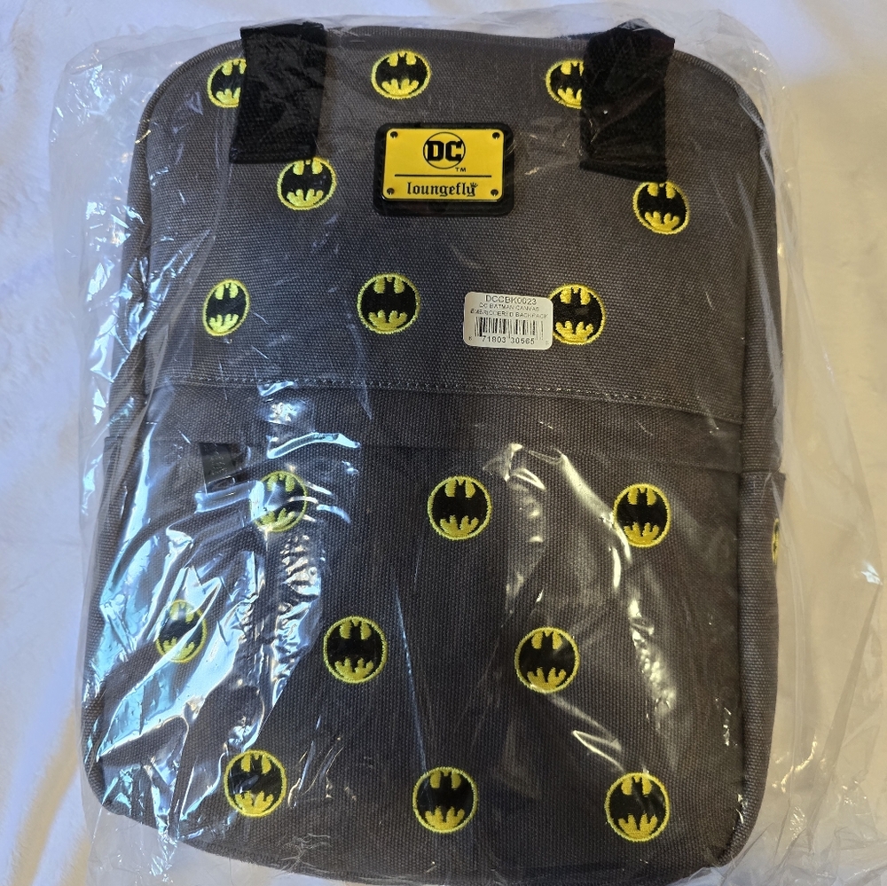 Loungefly DC Comics Batman 80th Anniversary AOP Canvas Square Backpack - Picture 3 of 3